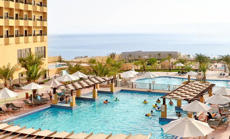 Grand East Resort -obr