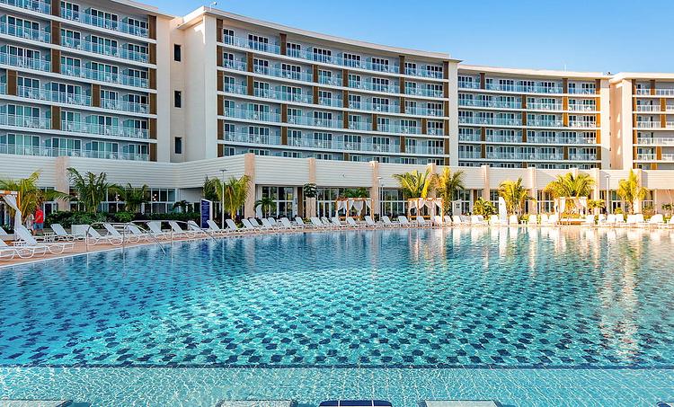 Grand Aston Varadero-obr