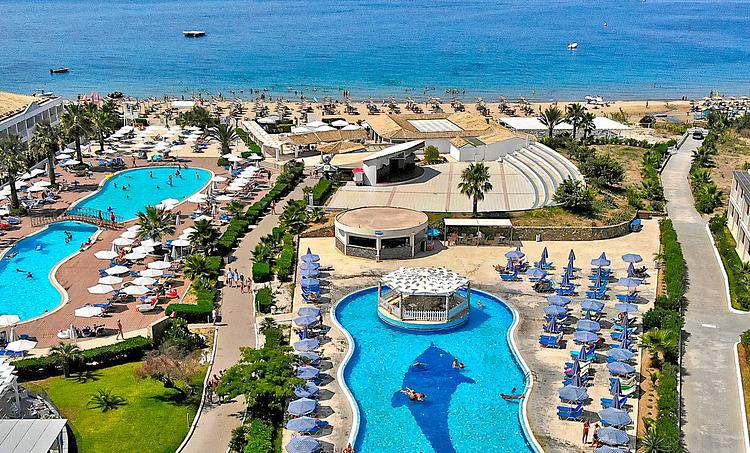 LABRANDA Sandy Beach Resort-obr