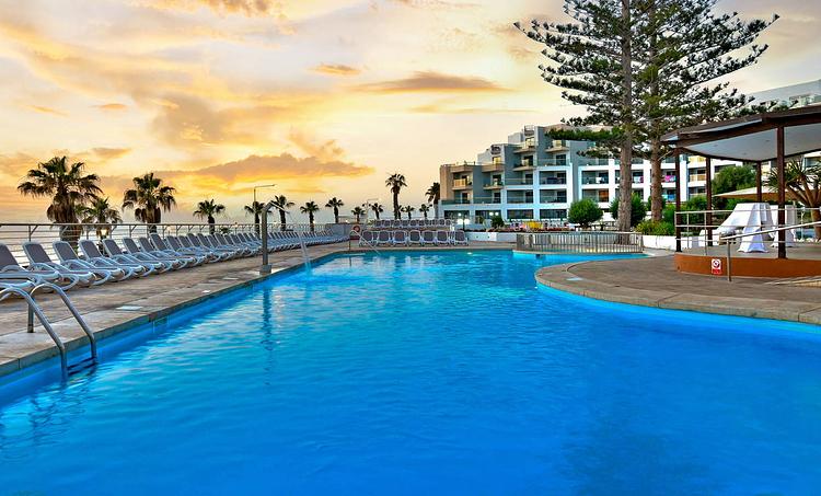 DoubleTree by Hilton Malta-obr