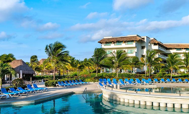 Bluebay Grand Esmeralda-obr