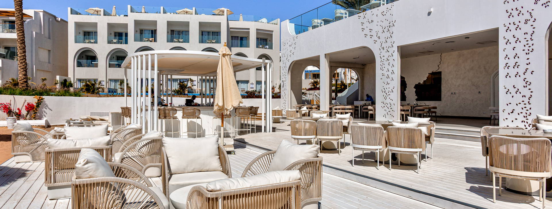 Pláž Remal při východu slunce Obrázok49