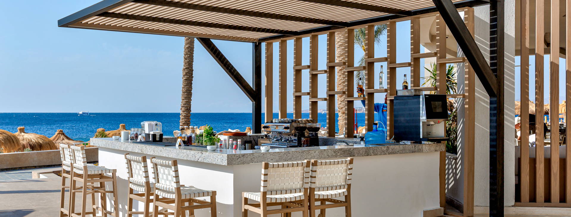 Pláž Remal při východu slunce Obrázok64