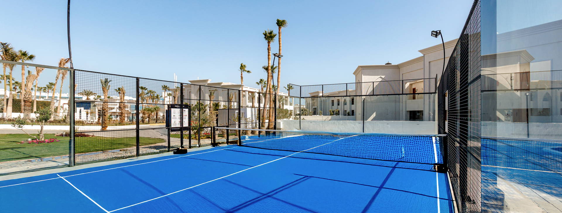 Pláž Remal při východu slunce Obrázok77