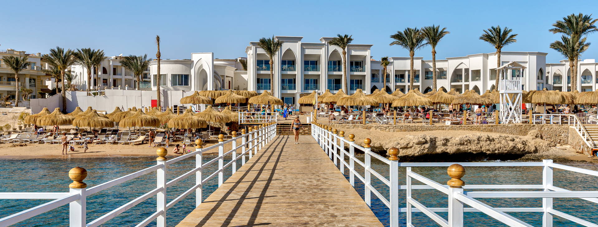 Pláž Remal při východu slunce Obrázok20