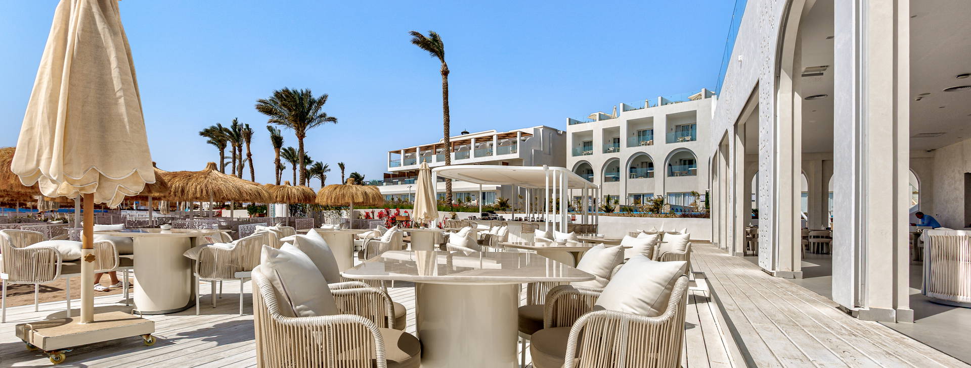 Pláž Remal při východu slunce Obrázok41