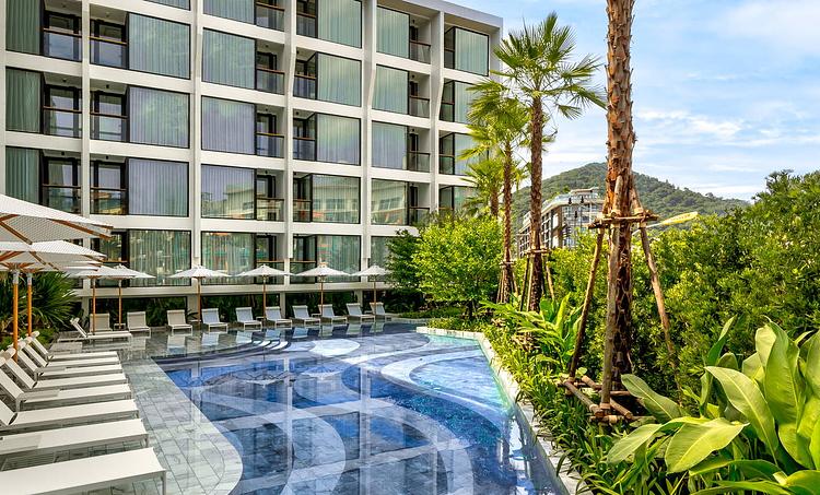 TRIBE Phuket Patong-obr