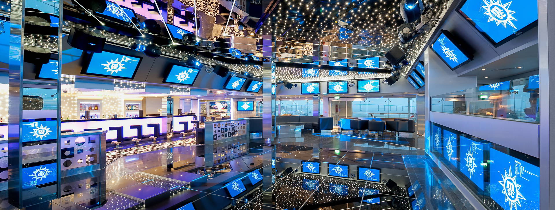 Ubytování v GIS (MSC Magnifica) Obrázok41