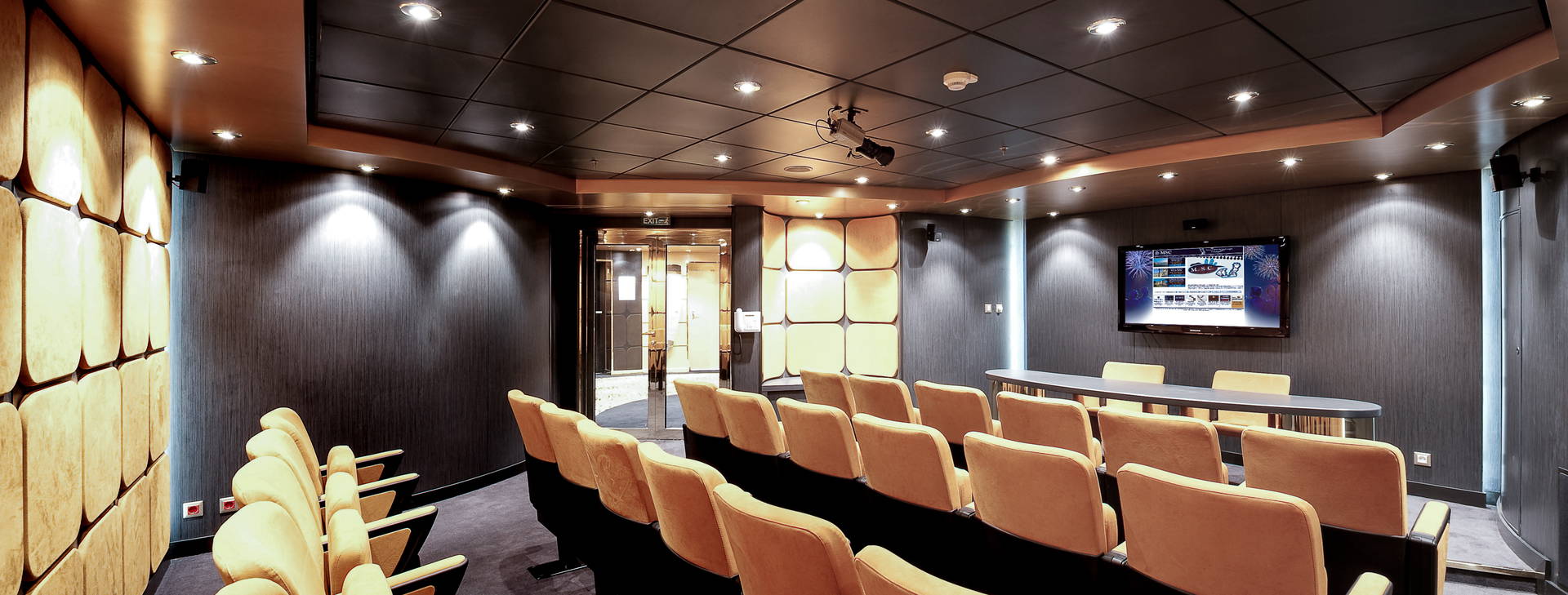 Ubytování v GIS (MSC Magnifica) Obrázok45