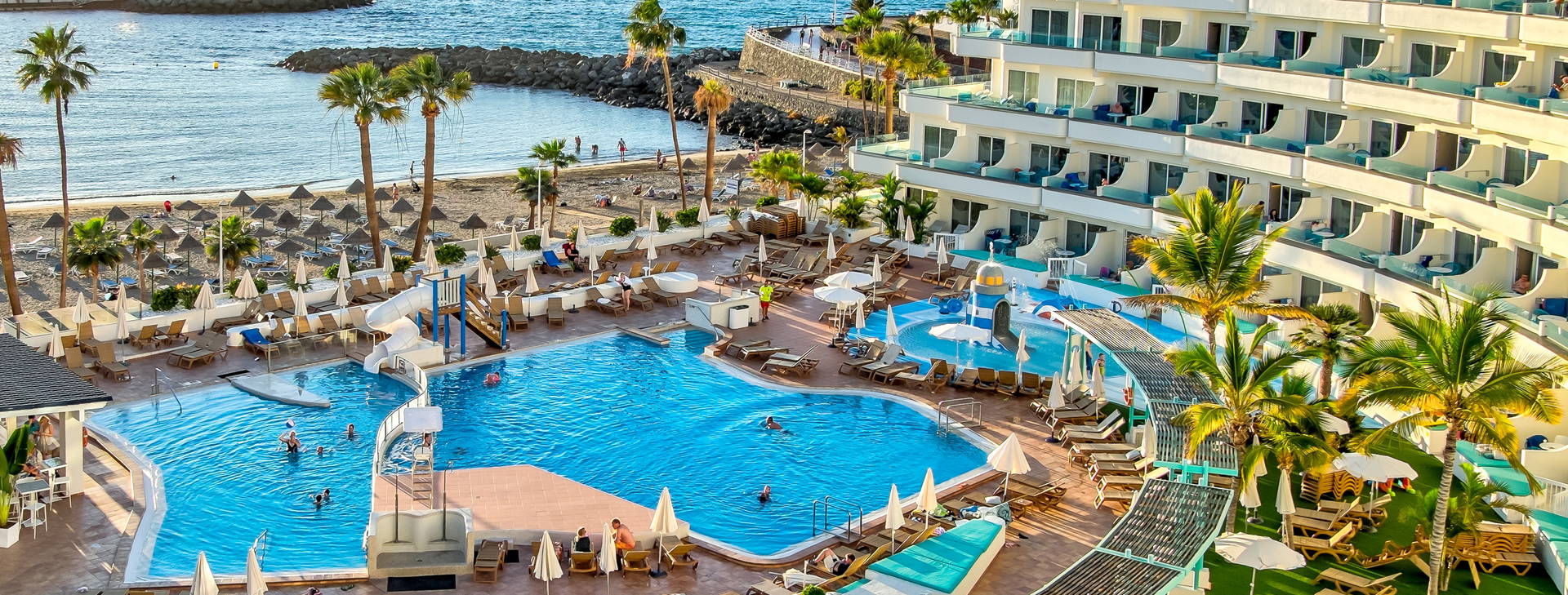 Hovima La Pinta Obrázok0