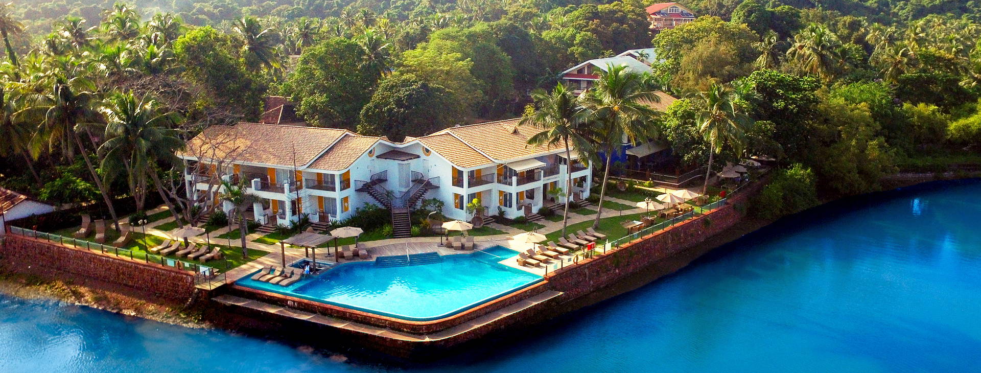 Acron Waterfront Resort Obrázok6