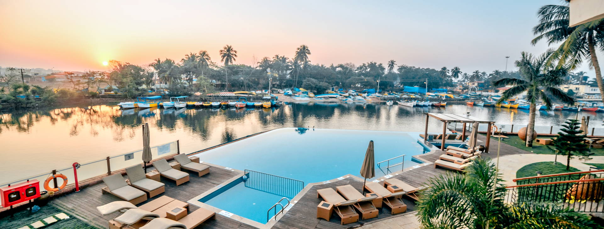 Acron Waterfront Resort Obrázok1