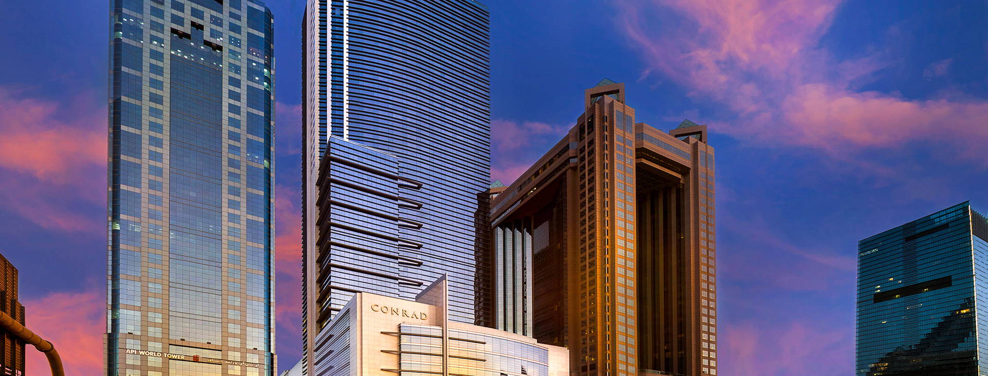 Conrad Dubaj Obrázok0