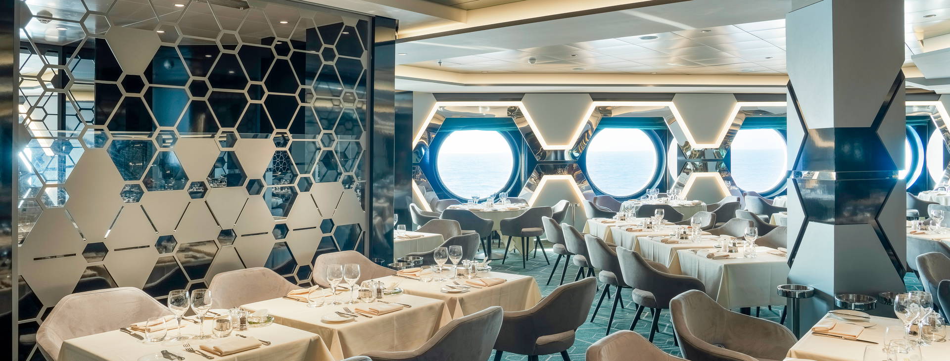 Ubytování RBW (MSC World Asia) Obrázok32