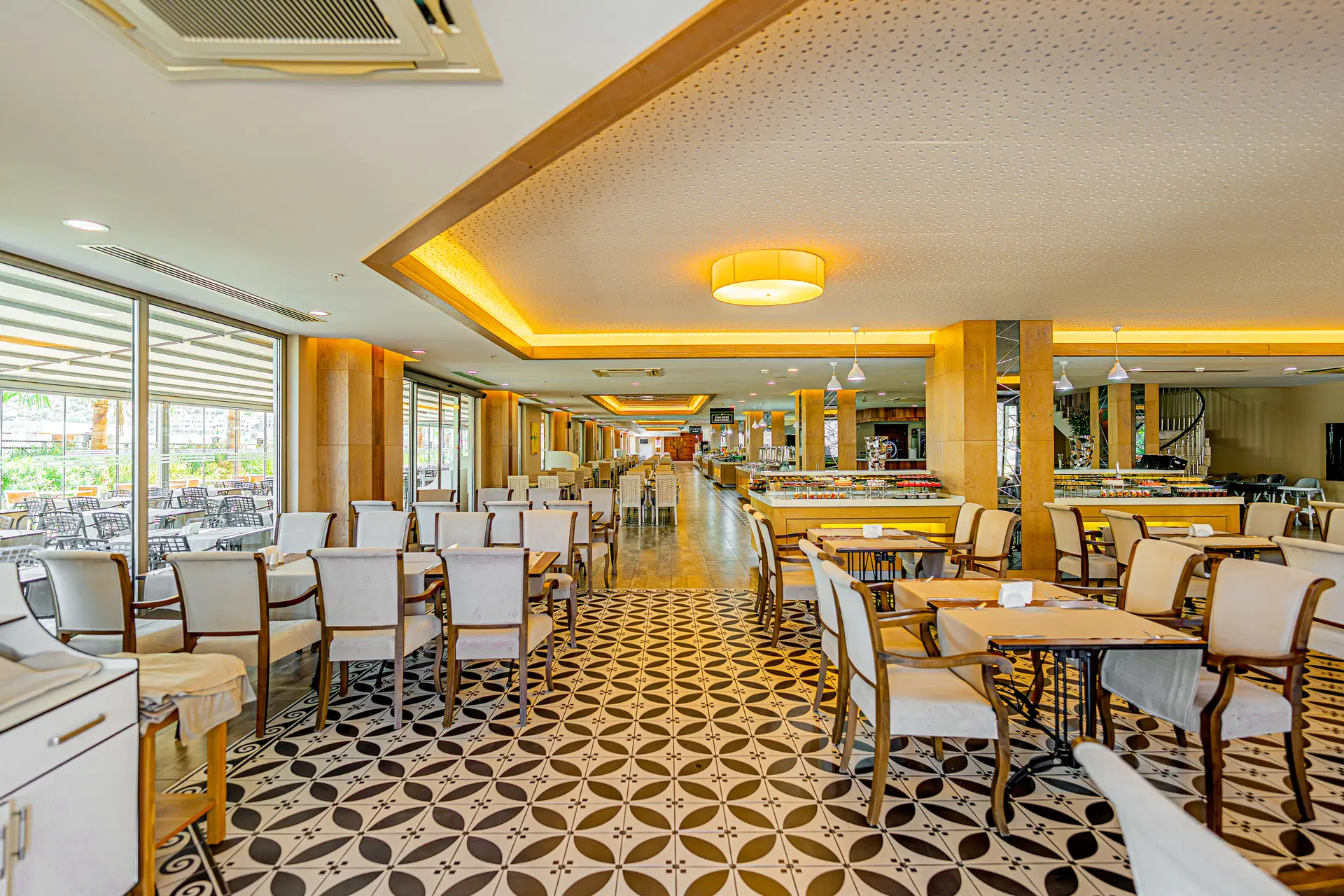 Ramada Hotel and Suites by Wyndham Obrázok51