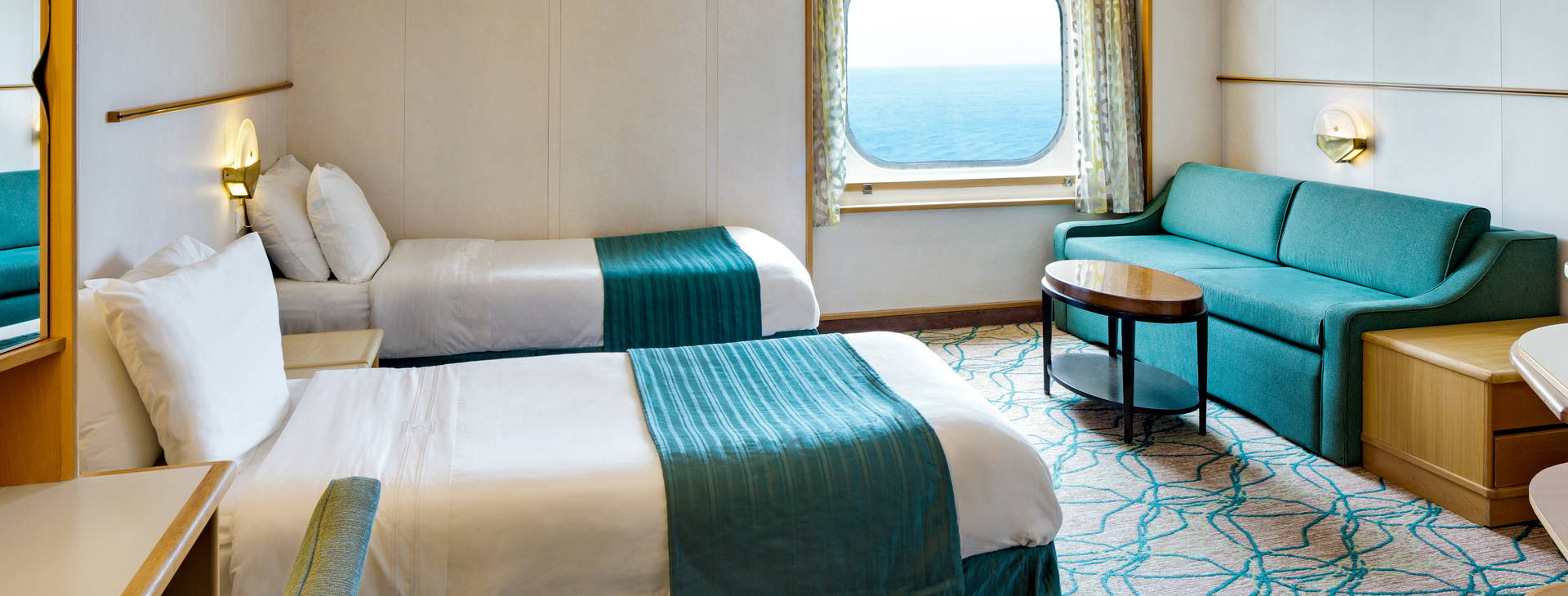 Ubytování na lodi RRG (Grandeur of the Seas, Royal Caribbean) Obrázok8
