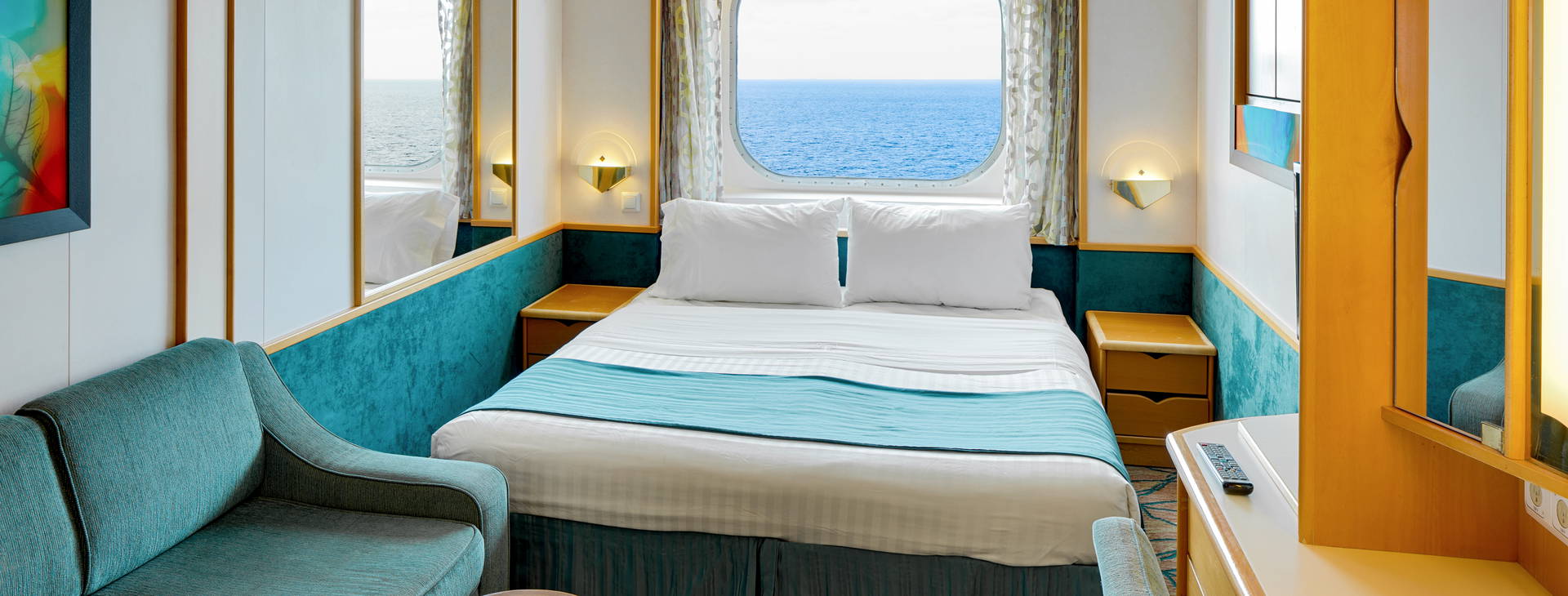 Ubytování na lodi RRG (Grandeur of the Seas, Royal Caribbean) Obrázok9